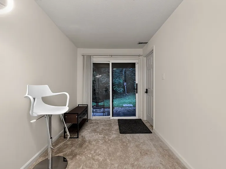 10946 Rampart Way — Photo 18