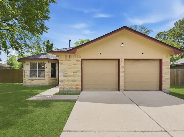 16031 Northmark Dr, Houston, TX 77073