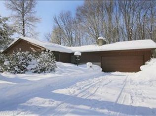413 Lodge Ln, Kalamazoo, MI 49009
