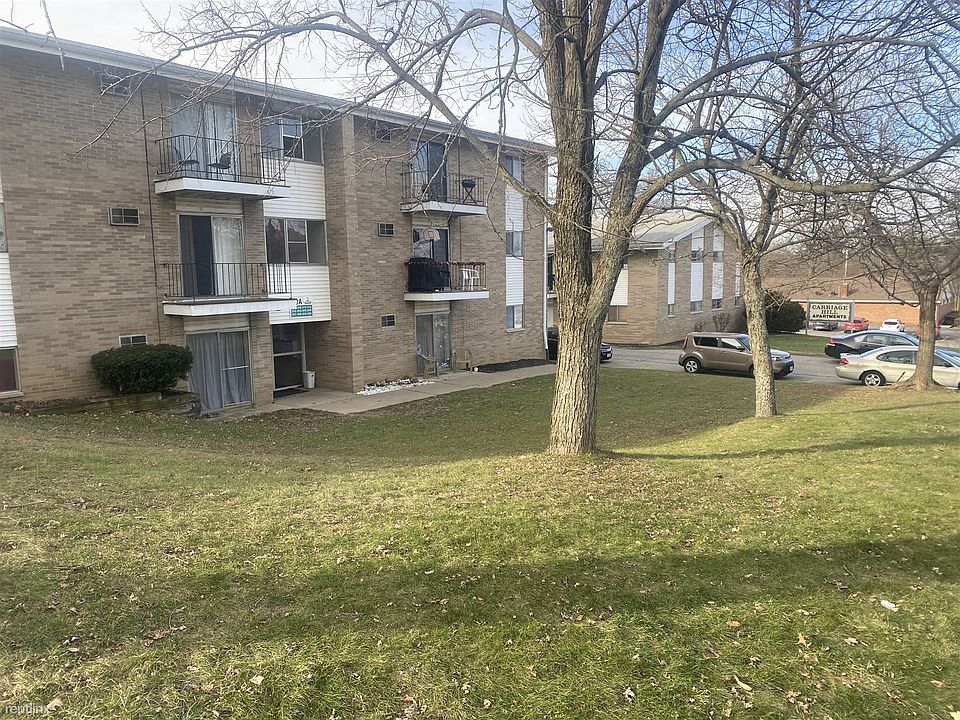 2nd image of 40 S Linden Rd #319
