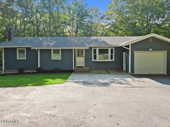 20 Chaundry Lane, Averill Park, NY 12018