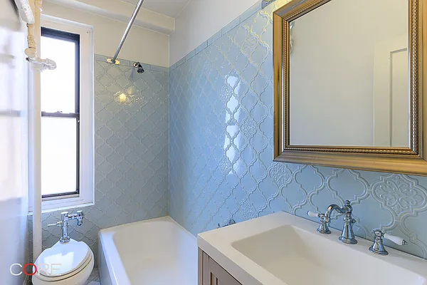 Rented by CORE | media 3