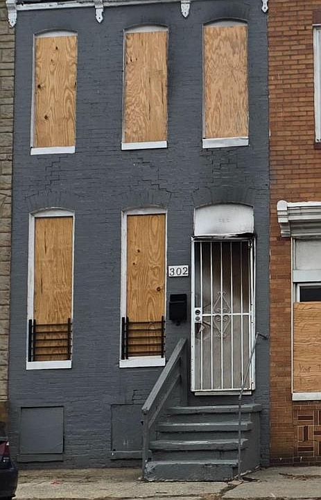 1st image of 302 N Pulaski St
