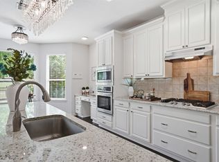 913 Royal Oaks Dr, McKinney, TX 75072