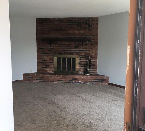 2nd image of 2081 Glasser Pl