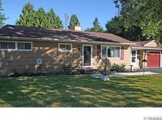 239 Royal Pkwy, Webster, NY 14580