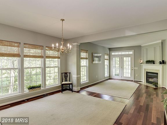 4th image of 12181 Seaford Ct