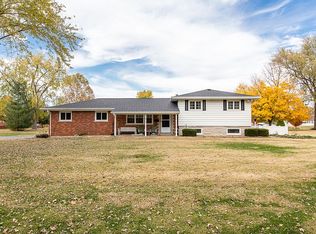 503 E Corrington St, Mascoutah, IL