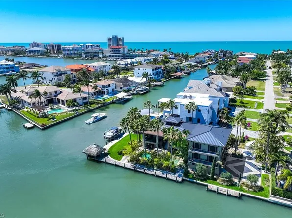 290 Channel DR, NAPLES, FL 34108