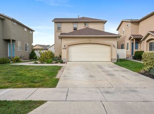 1898 W Pointe Meadow Loop, Lehi, UT 84043