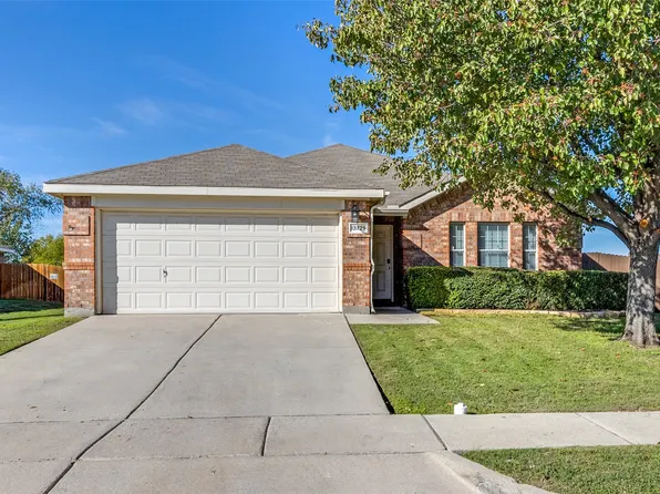 13729 Village Vista Dr, Fort Worth, TX 76109
