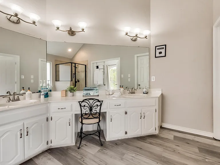 4618 Lakepointe Ave — Photo 25