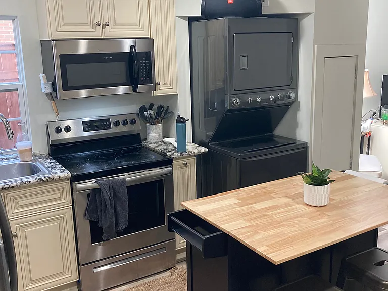 5869 Colbert St #2 — Photo 11