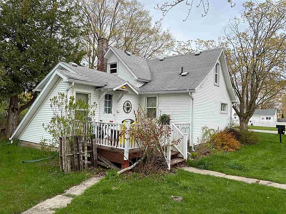 2nd image of 206 E Lincoln St #Avenue23