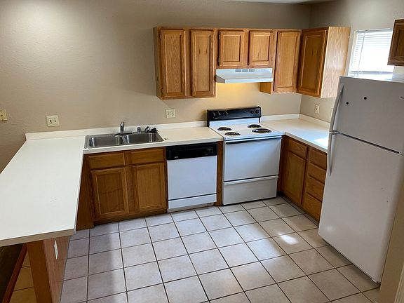 5th image of 980 W Cleveland St #1