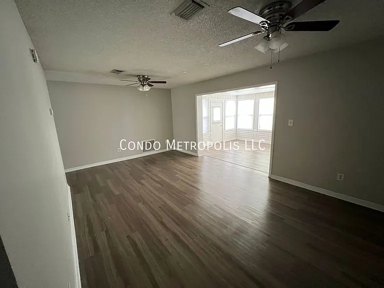 7924 Sun Vista Way — Photo 10