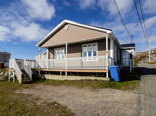 9 Knotts Lane, Port Aux Basques, NL A0M1C0