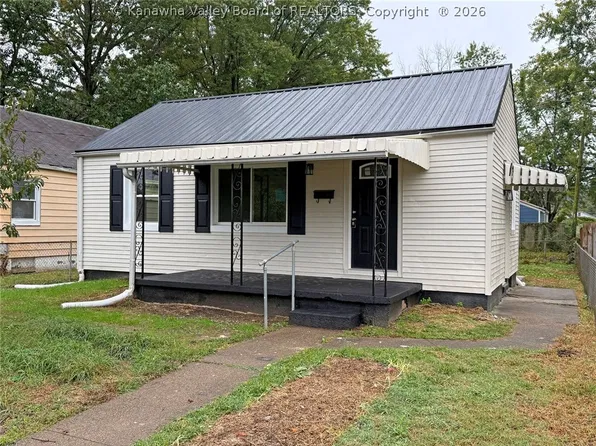 2509 McKinley Ave, Saint Albans, WV 25177