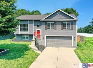 20830 Maple St, Gretna, NE 68028