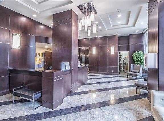 2nd image of 208 Enfield Pl #1006