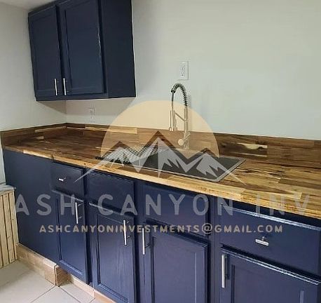 2nd image of 107 Verton Dr #4