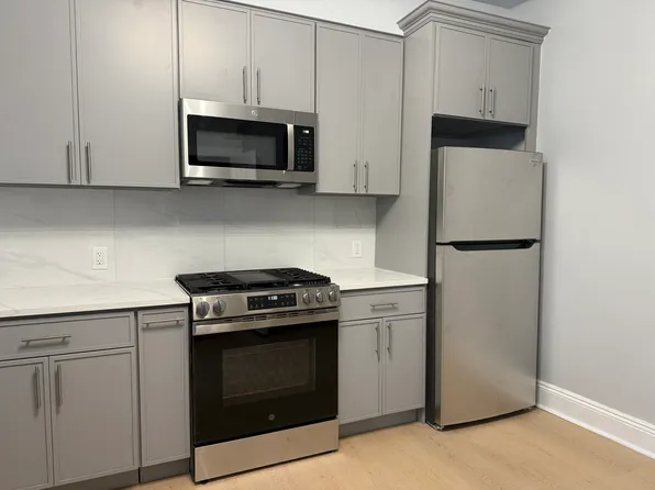 31-86 31st Street image 5 of 21