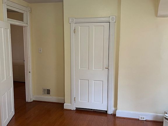 2nd image of 123 W 13th St #2