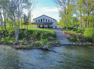 12192 Benson Point Dr, Chaumont, NY 13622
