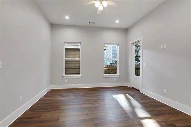 1632 Monroe St — Photo 11