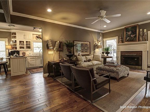 4th image of 2044 W Archer Dr
