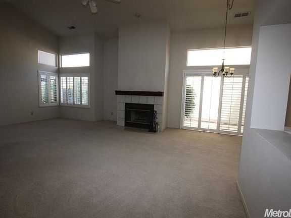 4th image of 1113 Copper Cottage Ln