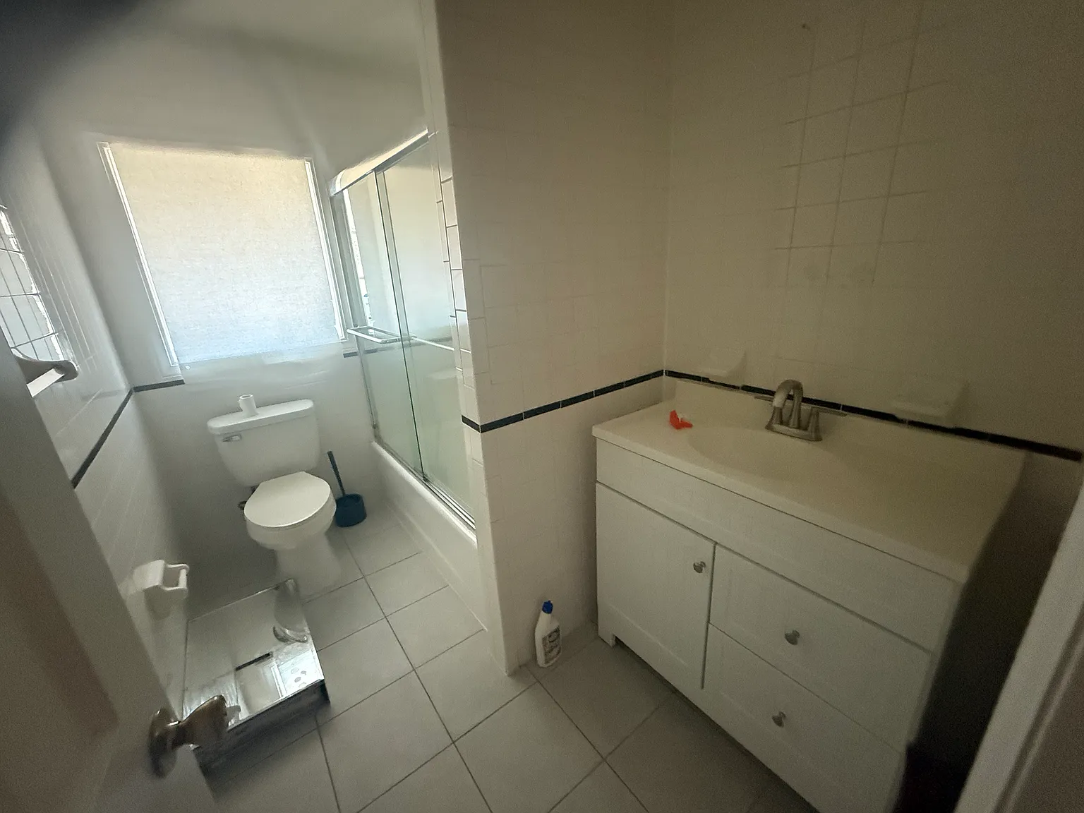 2 bed, $3,200 — Photo 4