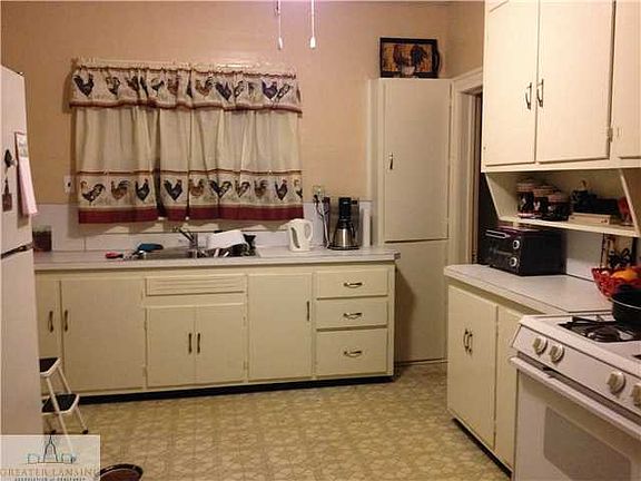 2nd image of 408 West St