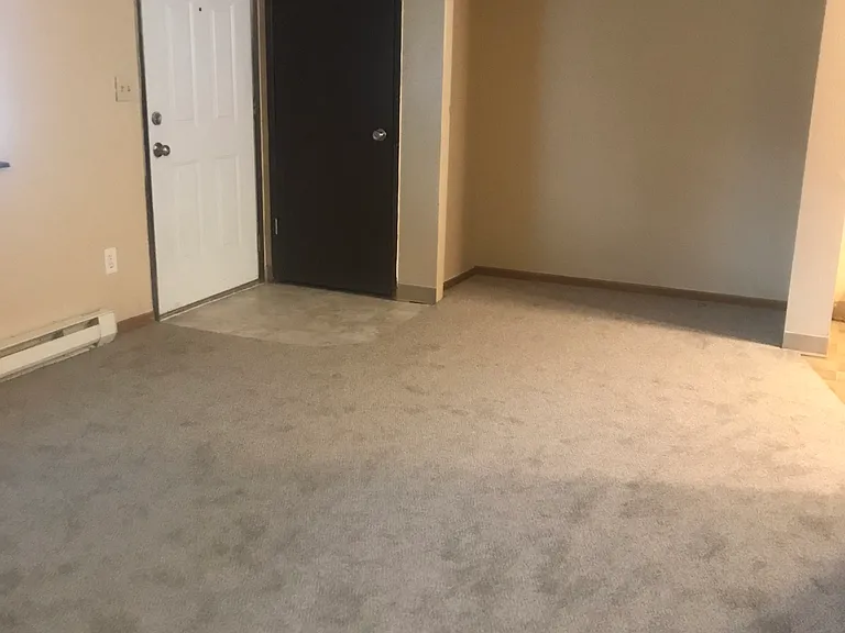 715 E Crown Ave #715 — Photo 10