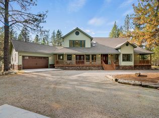 3213 E Elena Ln, Chattaroy, WA 99003