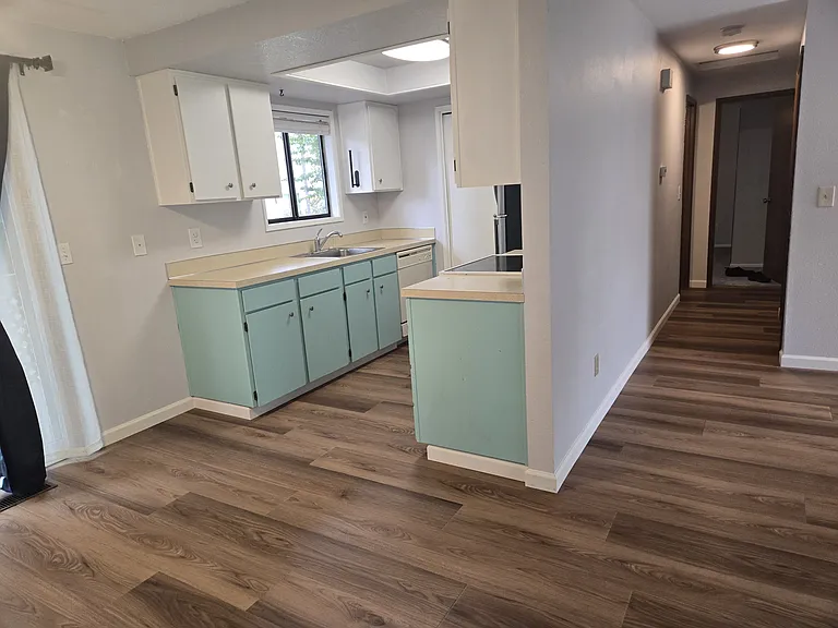 3951 SE Boise St — Photo 5