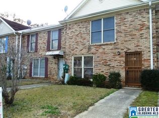 1974 Townhouse Ln, Hueytown, AL 35023