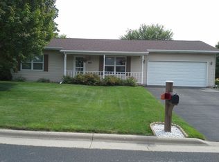 305 Nadig Dr, Fort Atkinson, WI 53538