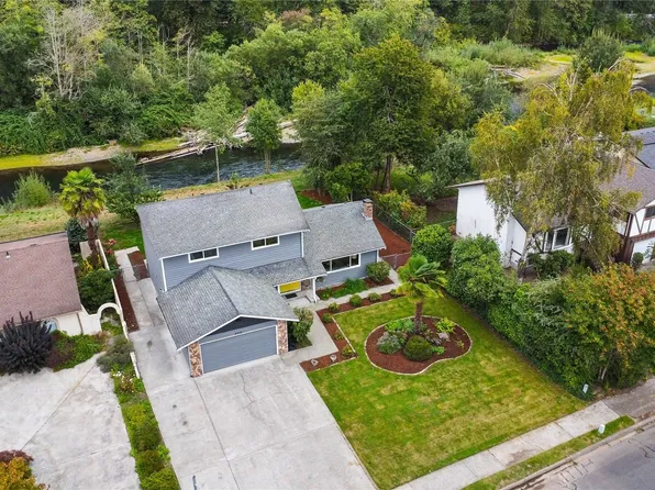 2010 Riverview Drive NE, Auburn, WA 98002