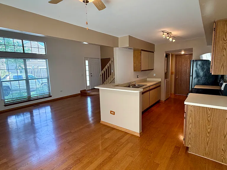 1201 N Knollwood Dr — Photo 5