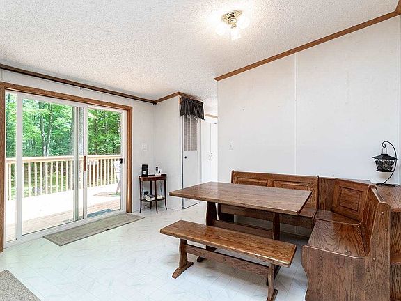 Built in seating arrangement