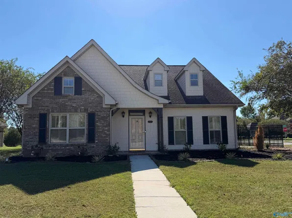 711 Appaloosa Ln SW, Decatur, AL 35603