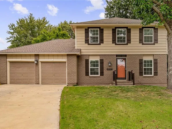 1807 S Kiowa Ct, Olathe, KS 66062