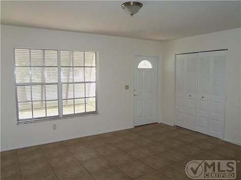 3rd image of 2185 SE Aneci St