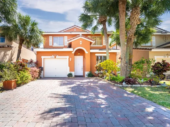 4332 Lake Tahoe Cir, West Palm Beach, FL 33409