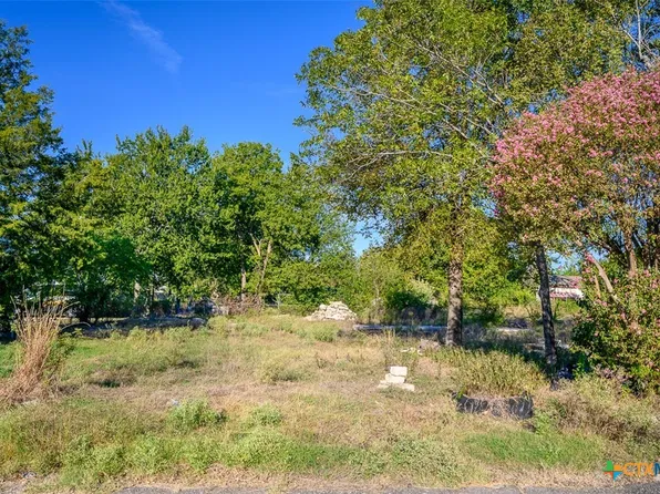 201 N 3rd St, Nolanville, TX 76559