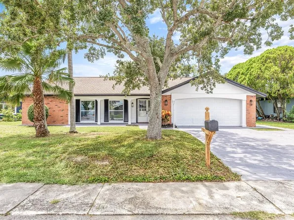 3320 Rock Valley Dr, Holiday, FL 34691