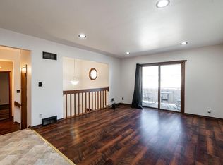 6441 S Crabapple Ct UNIT 3, Oak Creek, WI 53154