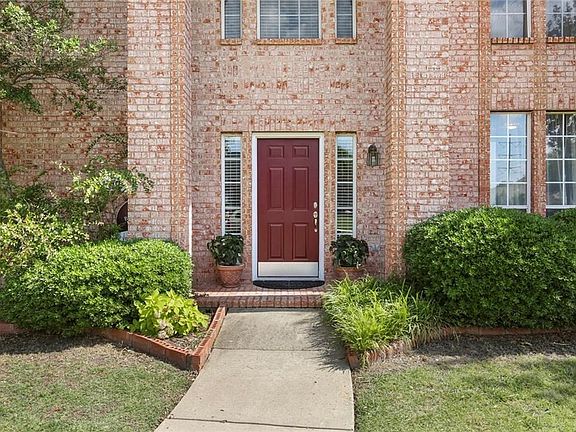 5th image of 11909 Wildwood Ln