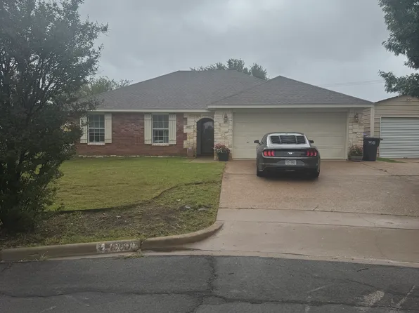 10821 Snow Pea Dr, Waco, TX 76708